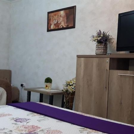 Apartment On Kamyanetskaya Street Khmelʼnytsʼkyy Exteriör bild